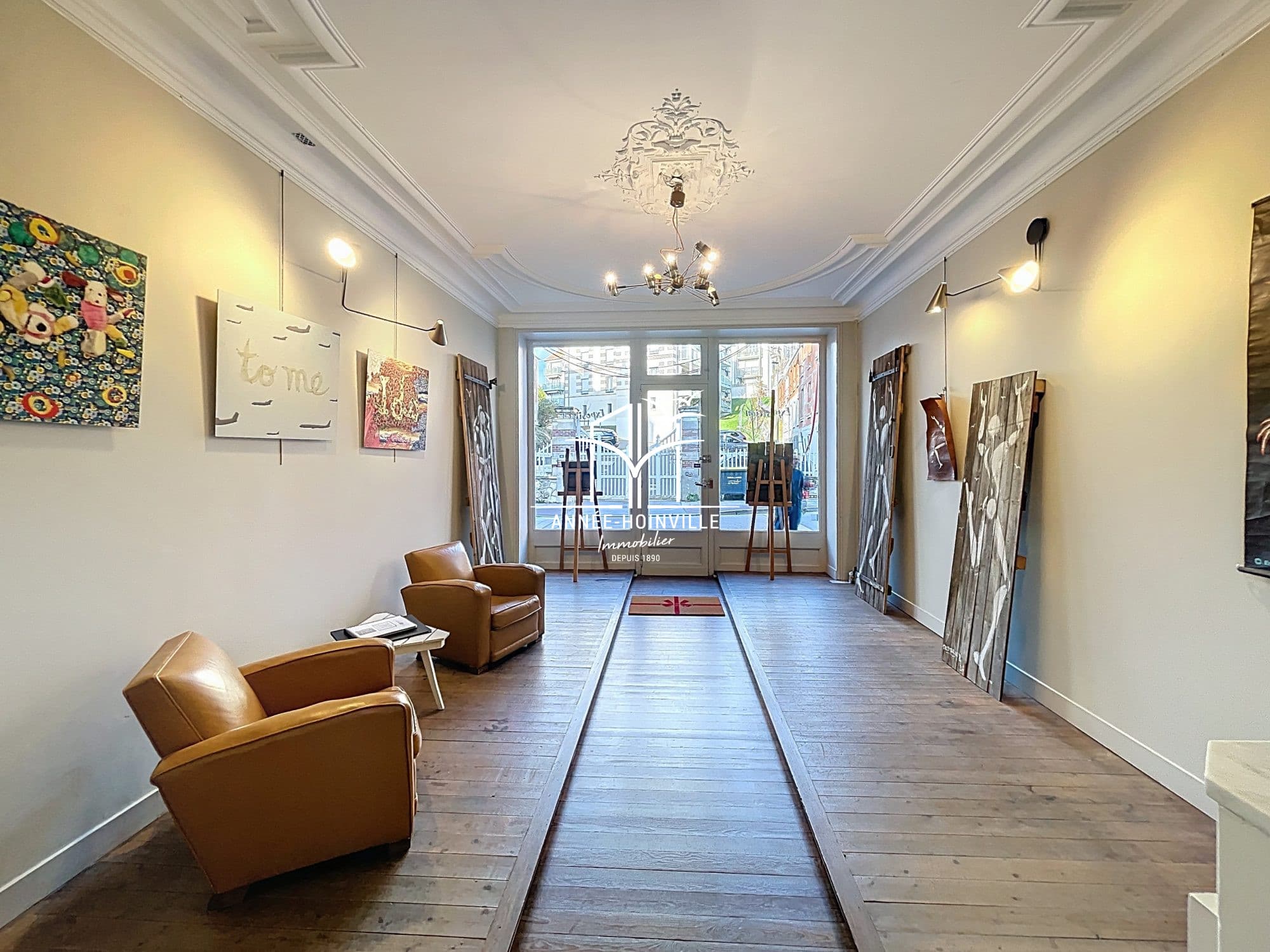 Local commercial 37 m² — TROUVILLE SUR MER — photo 1