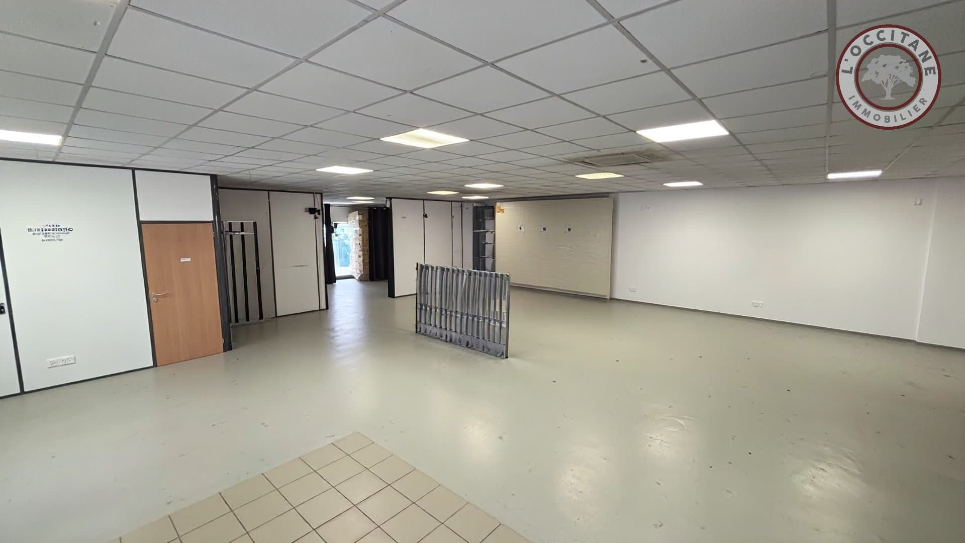 Local commercial · 240 m² · Location — photo 1