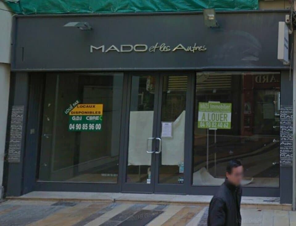 Local commercial 65 m² — AVIGNON — photo 1