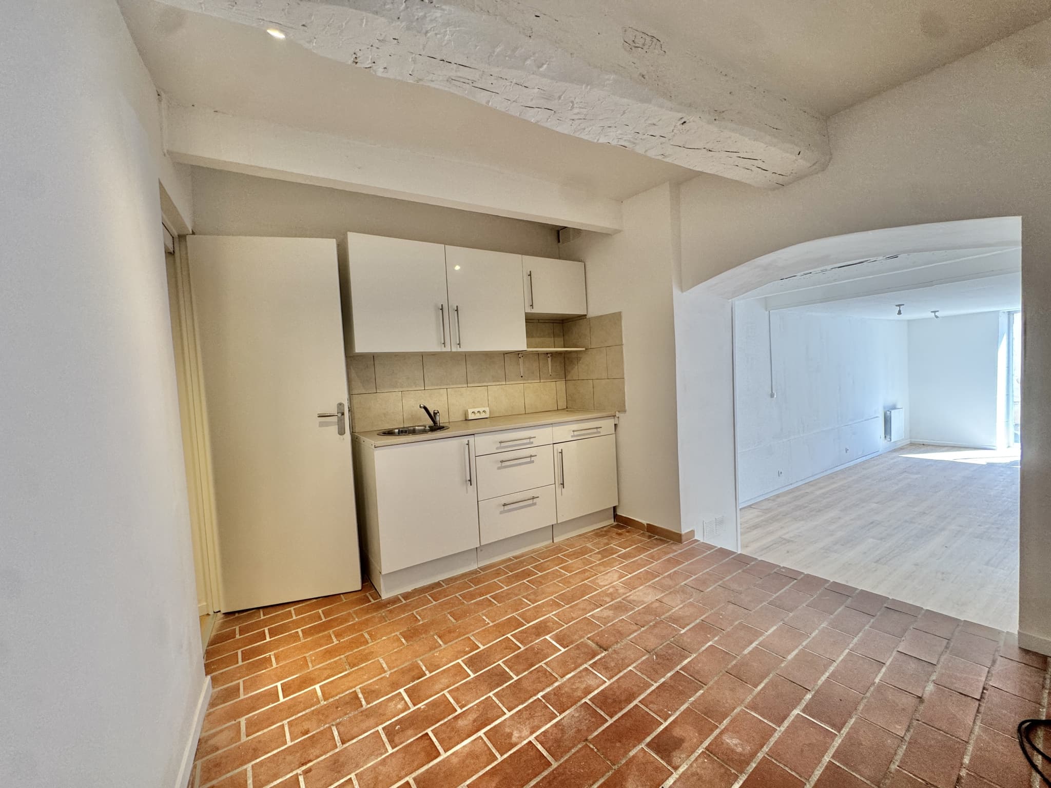Local commercial · 45 m² · Achat des murs — photo 3