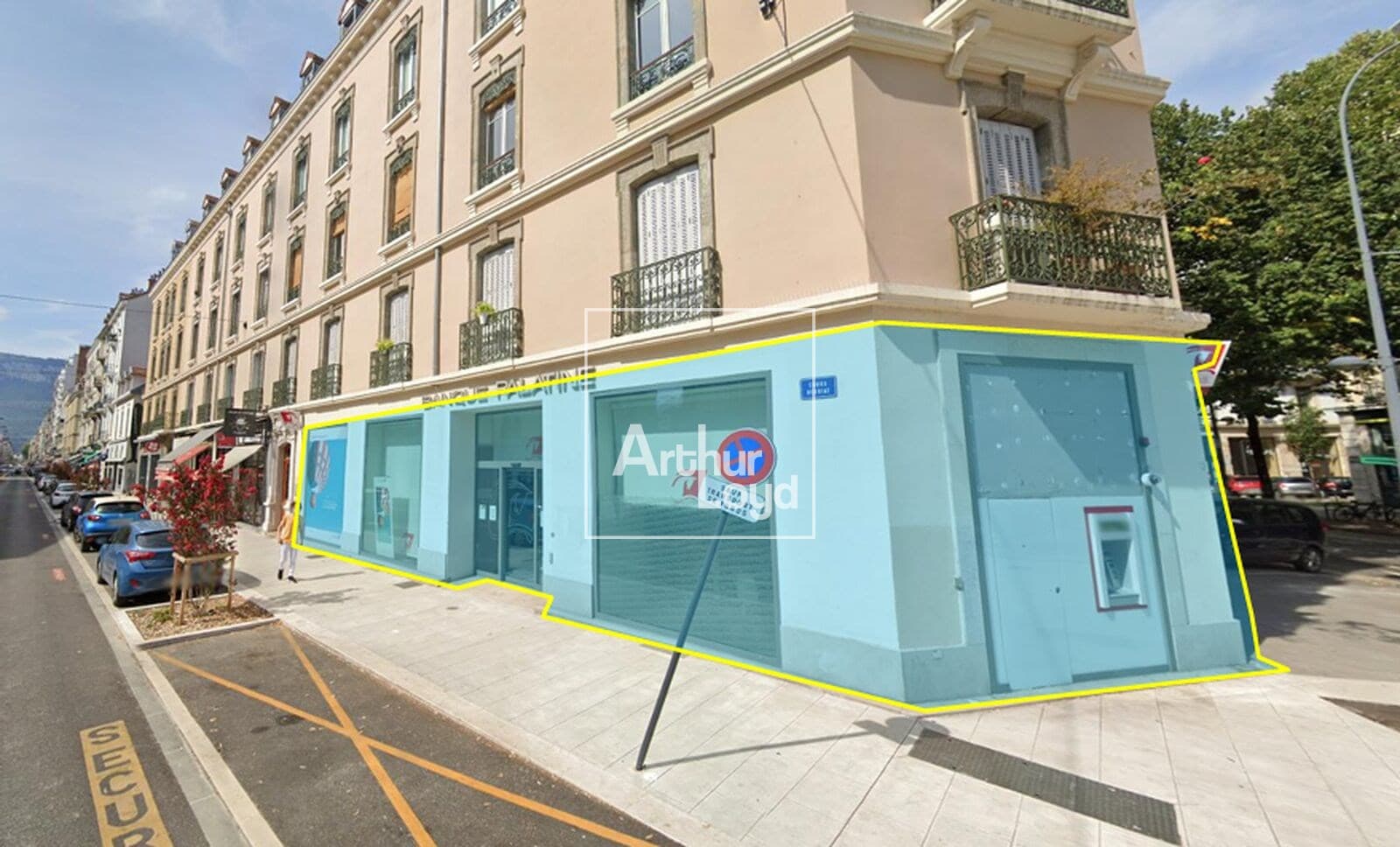 Local commercial · 228 m² · Achat des murs — photo 2