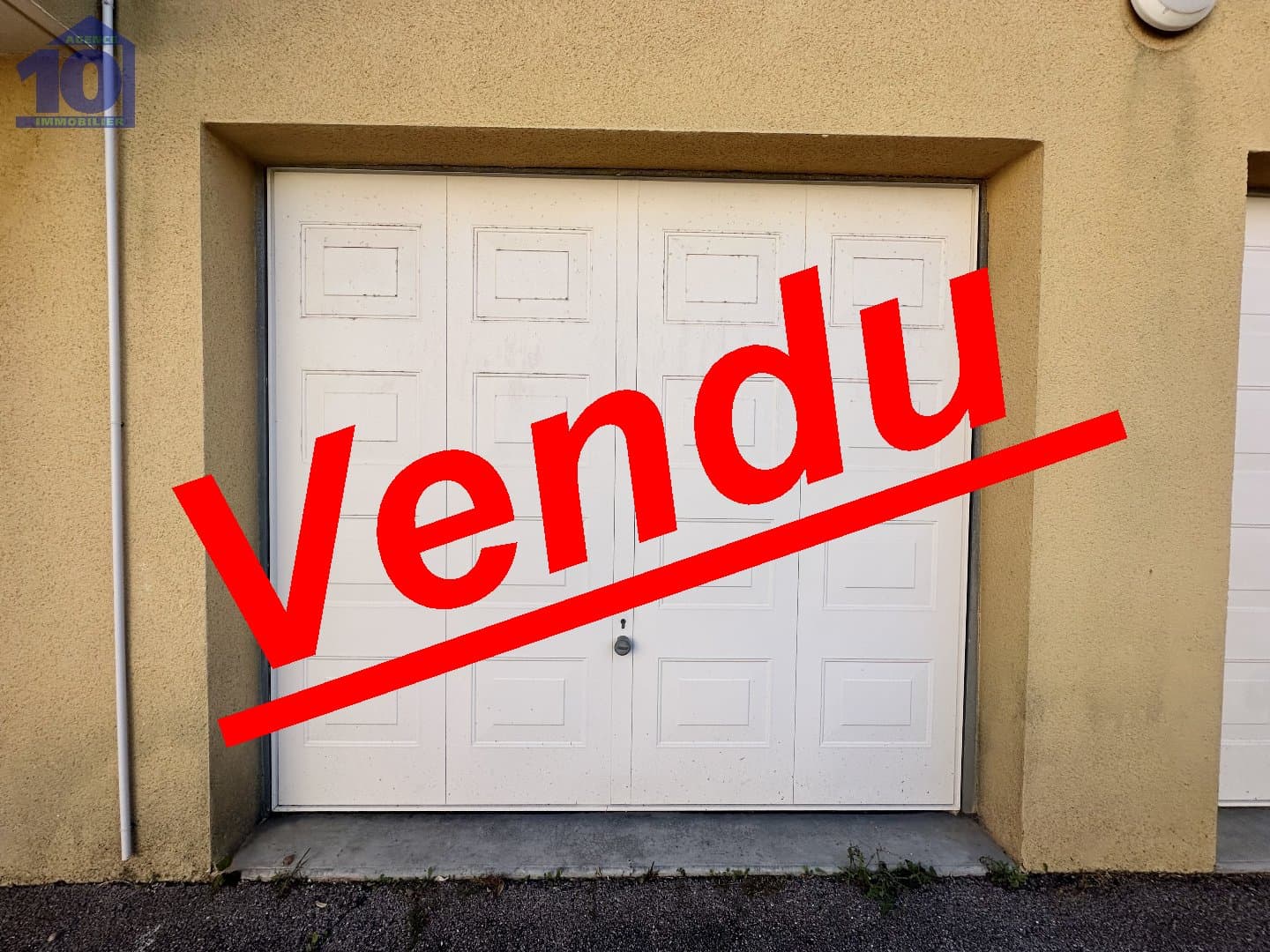 Local commercial · 16 m² · Achat des murs — photo 1