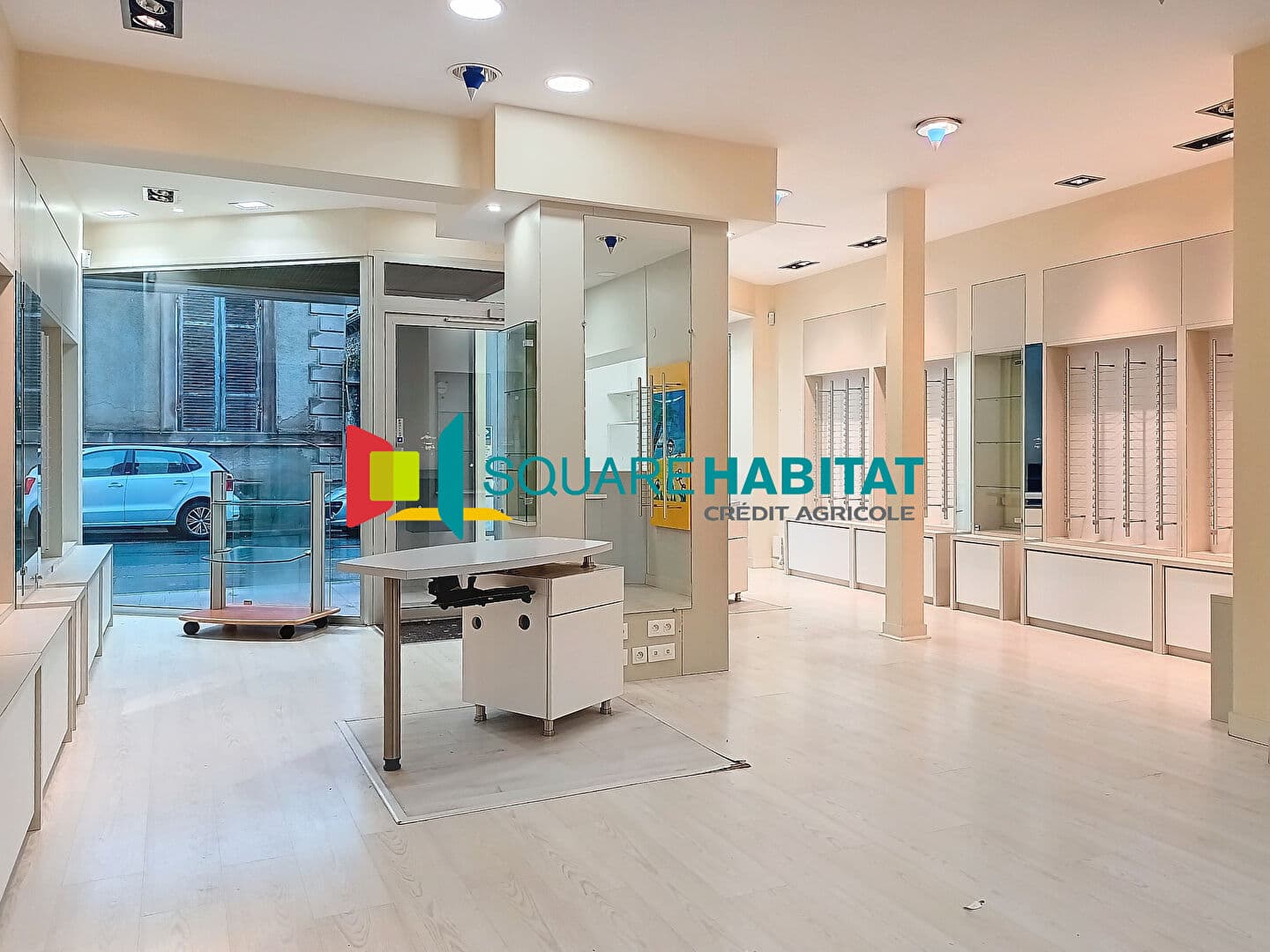 Local commercial 85 m² — COTES D ARMOR — photo 1