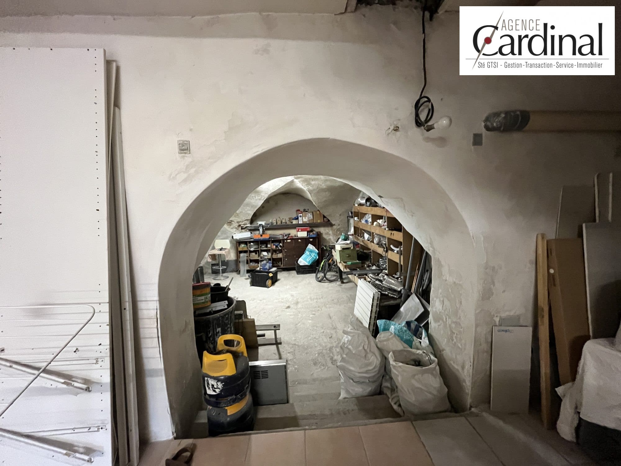 Local commercial · 77 m² · Achat des murs — photo 3