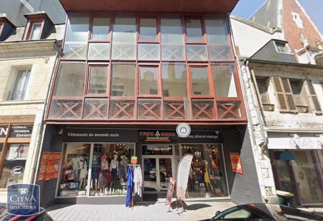 Local commercial 140 m² — BOURGES — photo 1