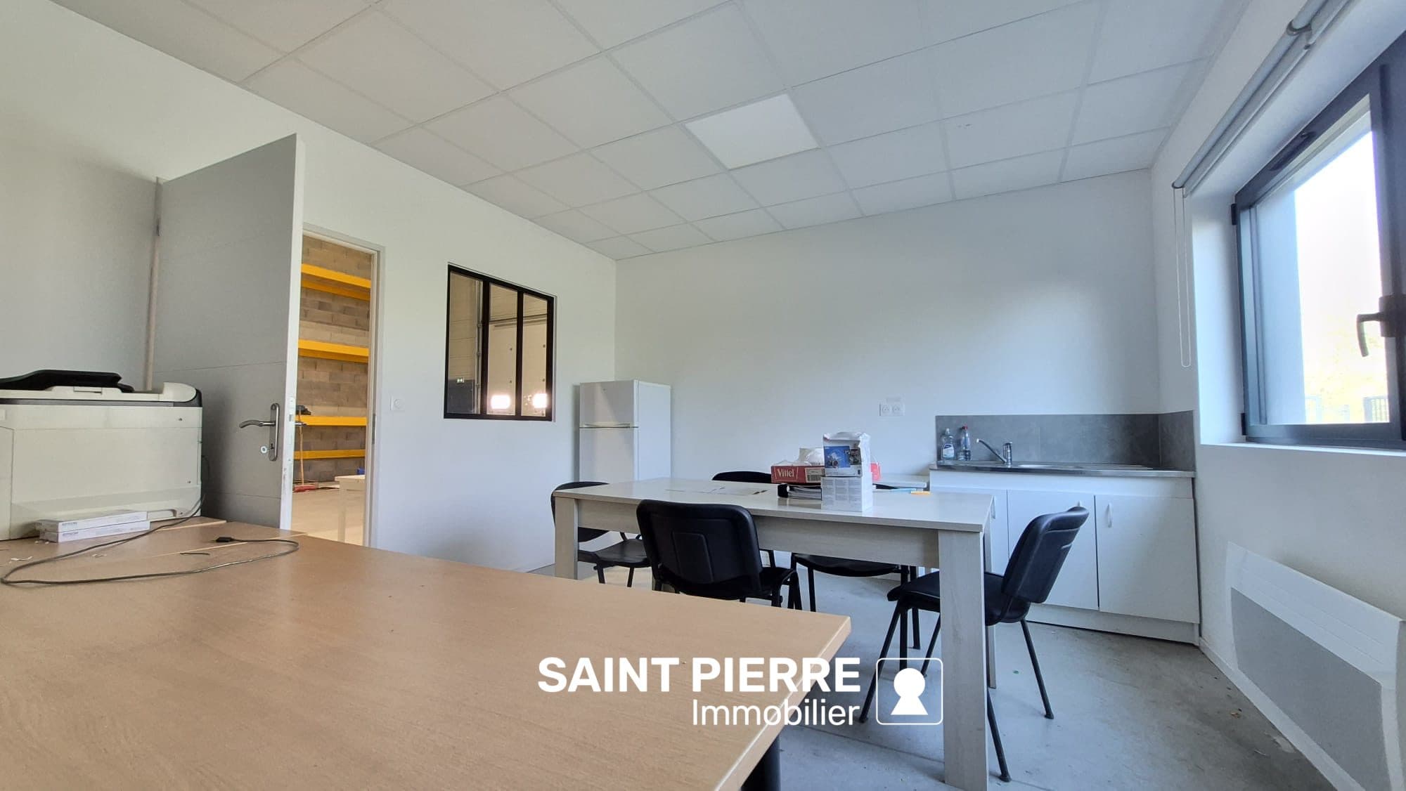 Local commercial · 175 m² · Location — photo 3