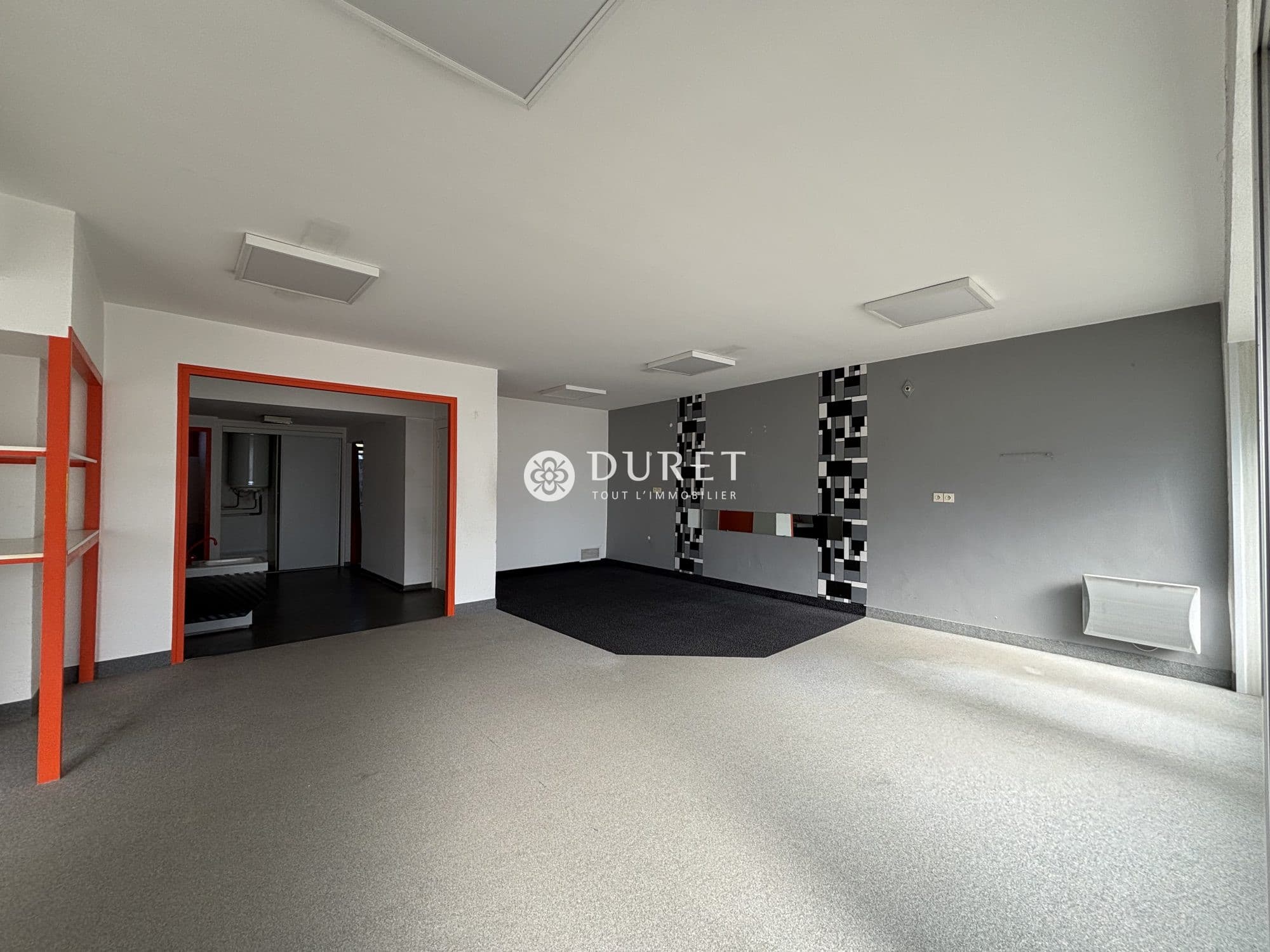 Local commercial · 130 m² · Location — photo 3