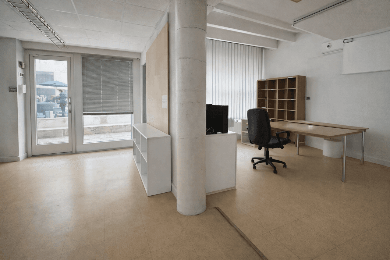 Local commercial 152 m² — MACON — photo 1