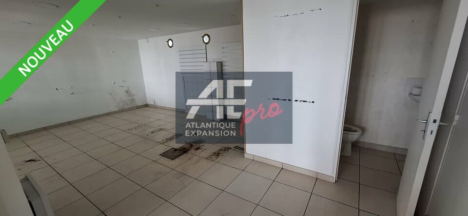Local commercial · 116 m² · Location — photo 3