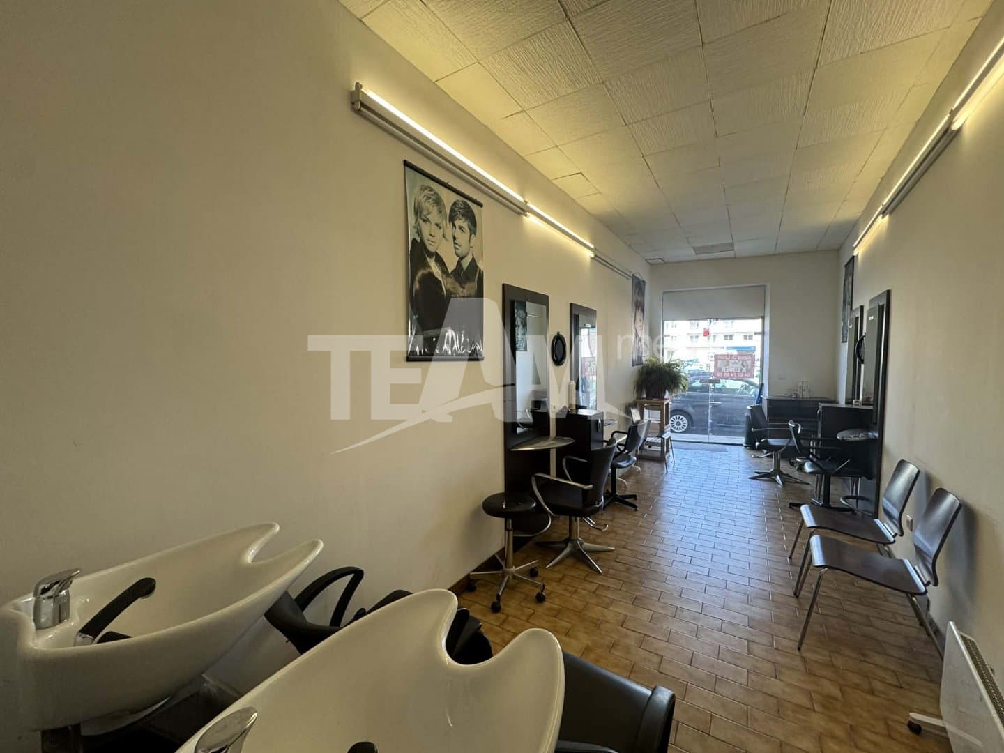 Local commercial · 28 m² · Location — photo 3