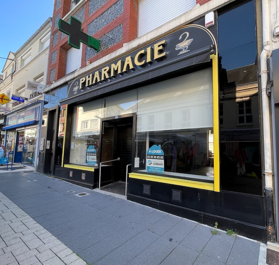 Local commercial 97 m² — SEINE MARITIME — photo 1