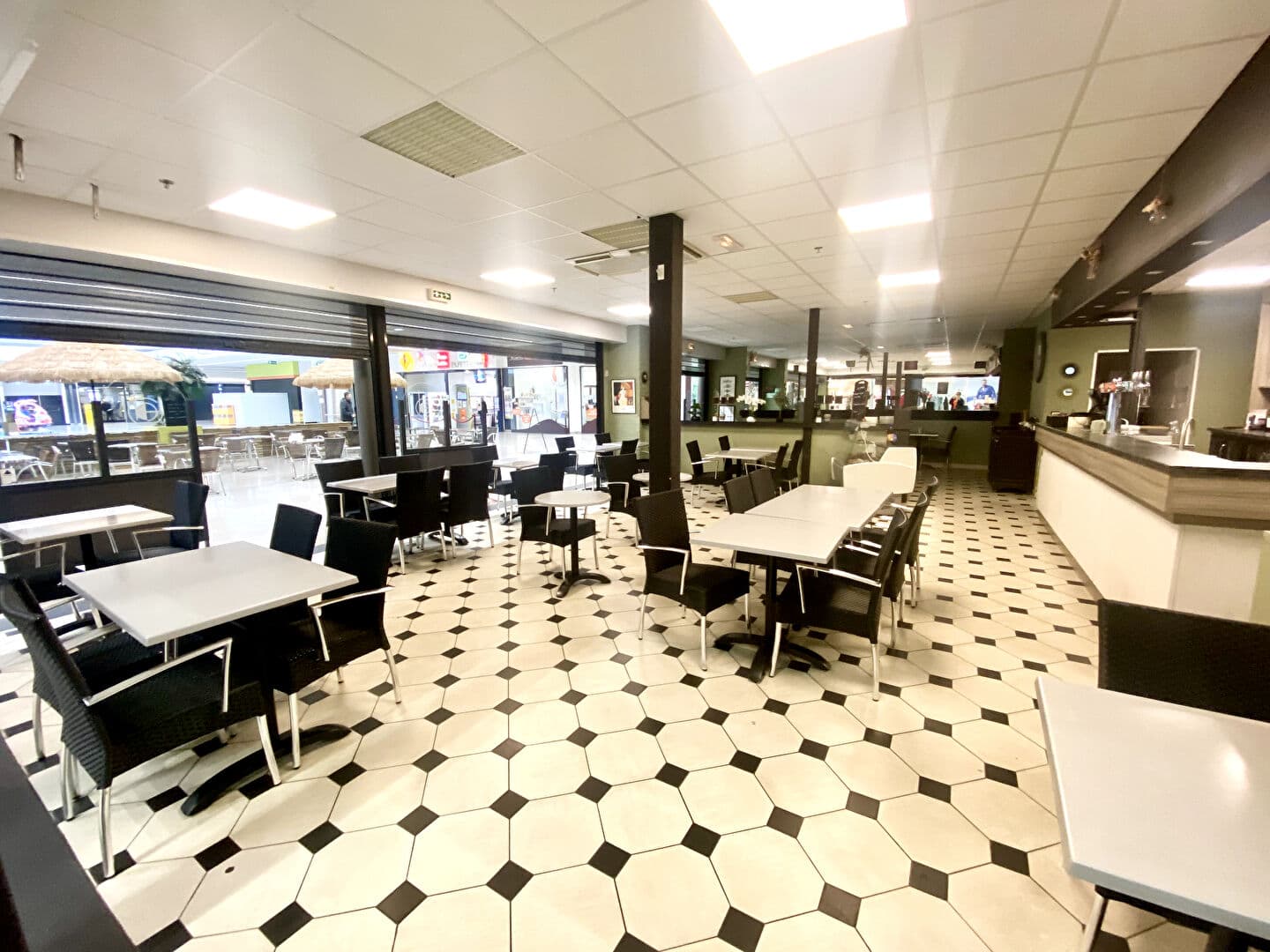 Local commercial 100 m² — HAUTE VIENNE — photo 1