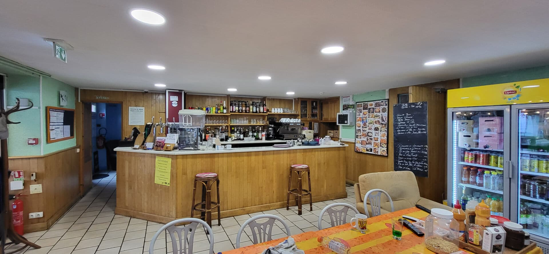 Local commercial 400 m² — HAUTE VIENNE — photo 1