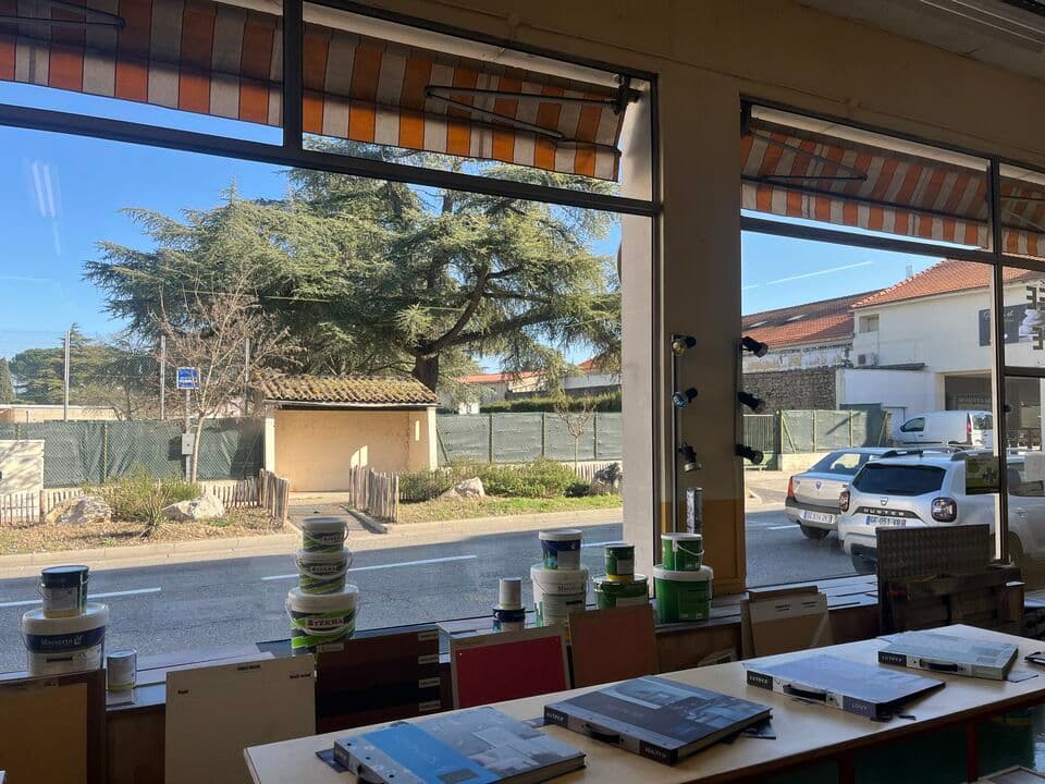 Local commercial · 280 m² · Achat des murs — photo 1