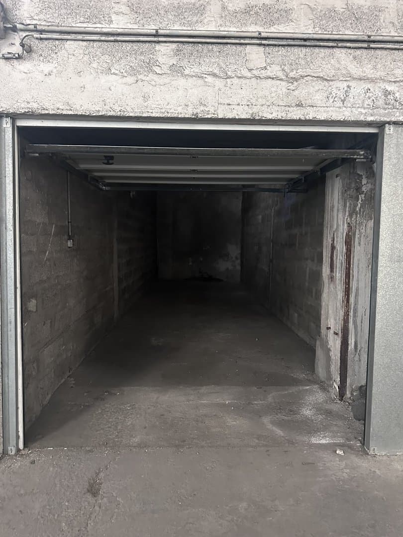 Local commercial · Location — photo 3
