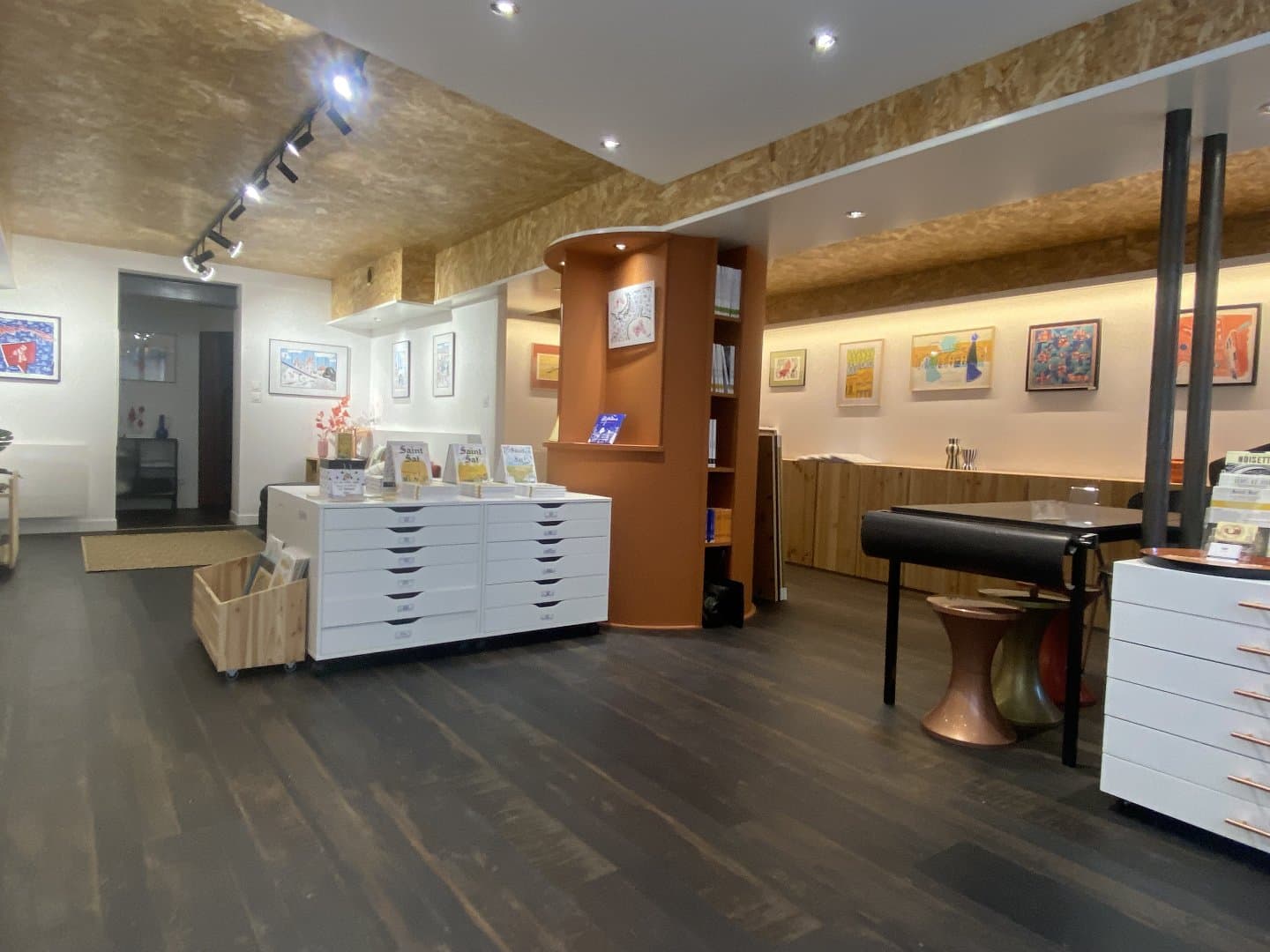 Local commercial · 63 m² · Achat des murs — photo 3