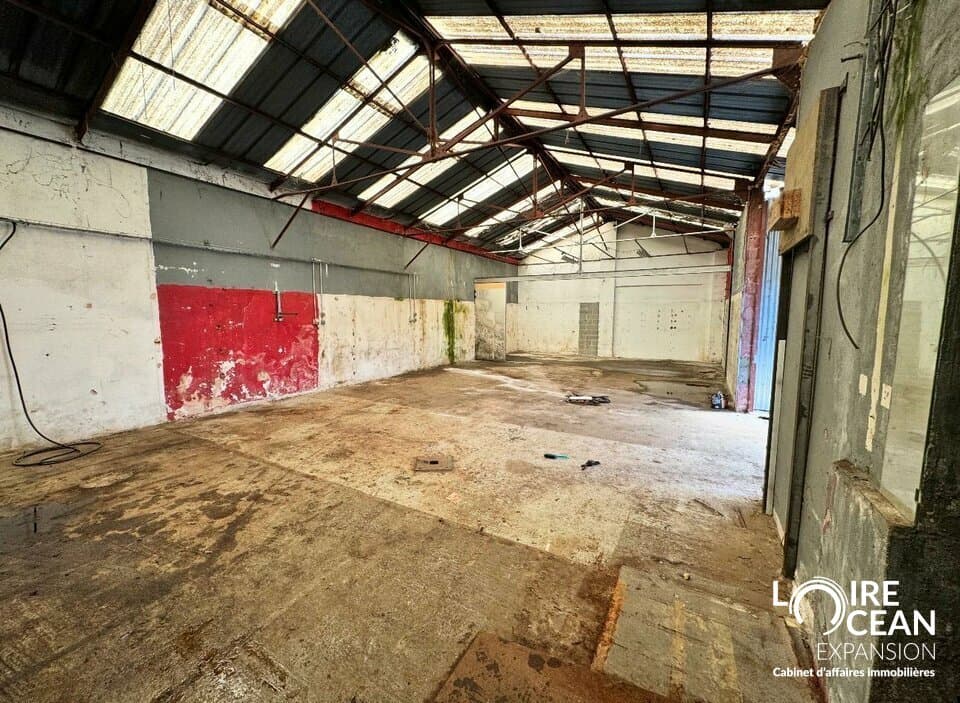 Local commercial 308 m² — NANTES — photo 1