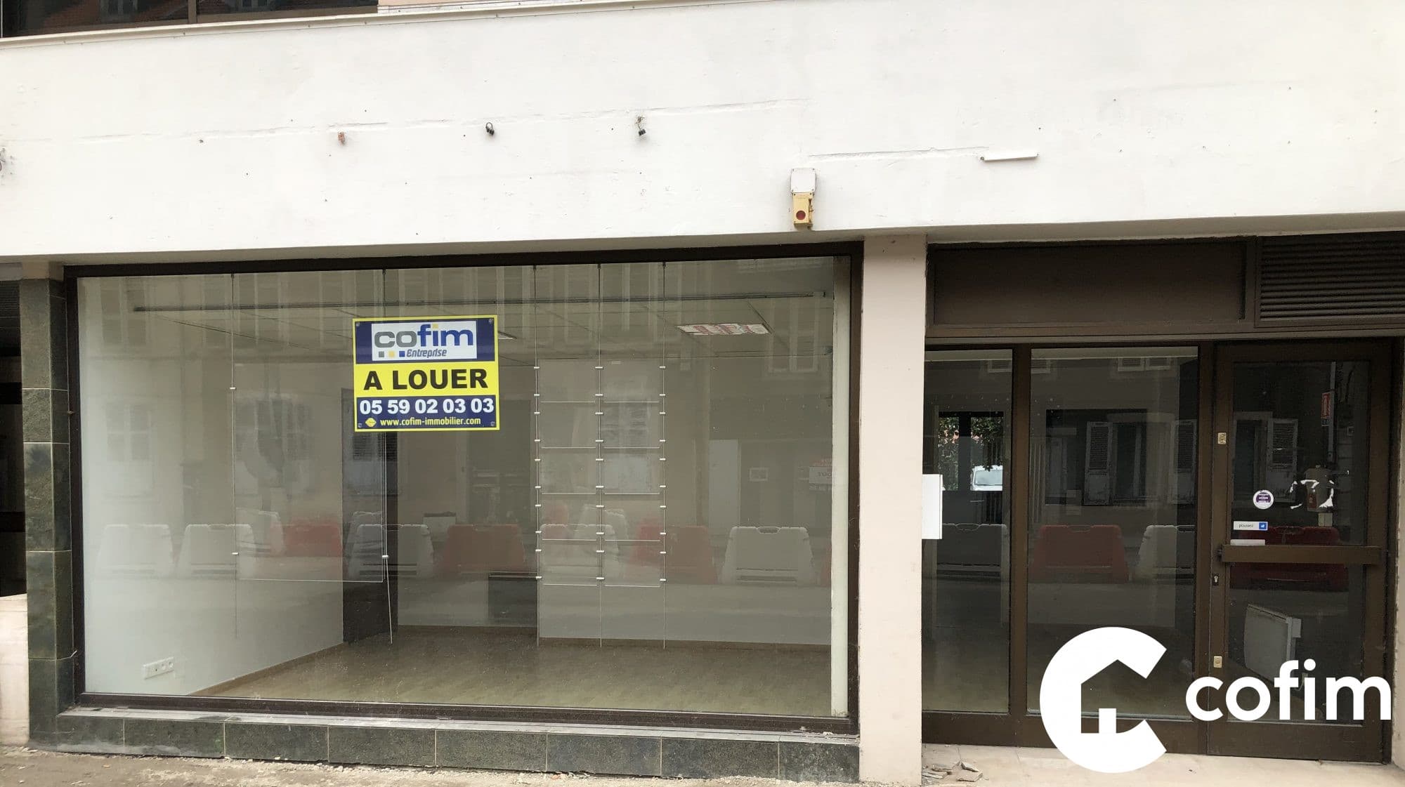 Local commercial 91 m² — PAU — photo 1