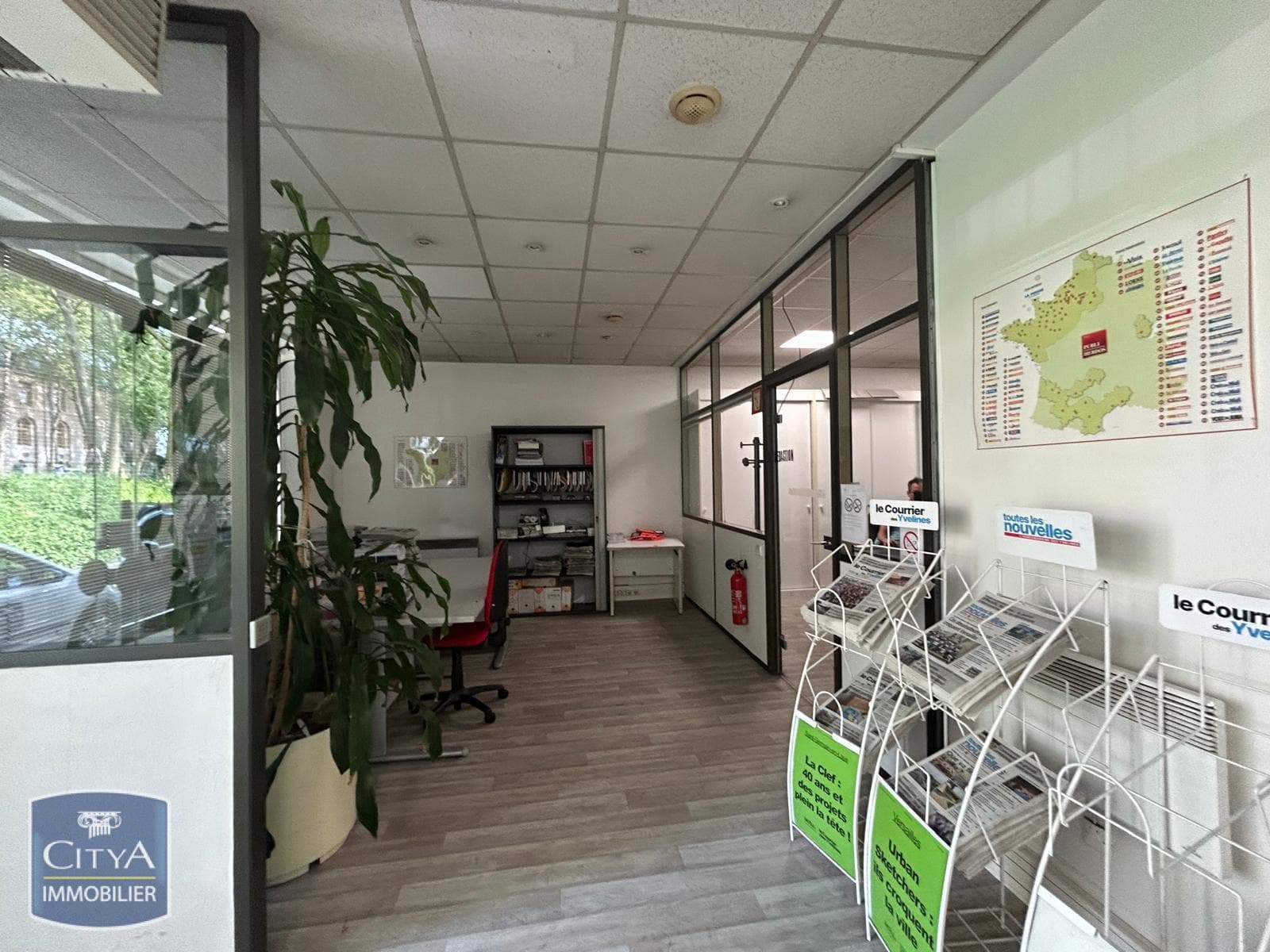 Local commercial · Location — photo 2