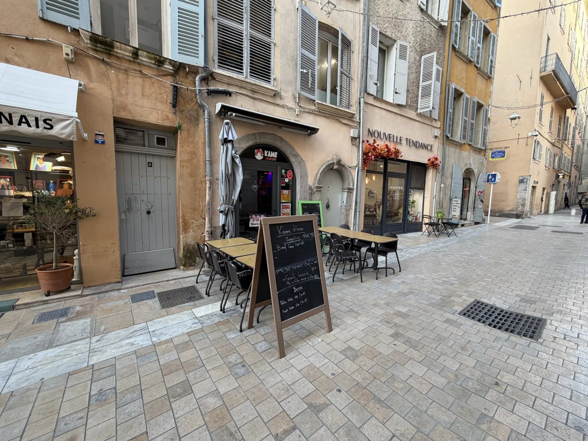 Local commercial · 27 m² · Fonds de commerce — photo 1