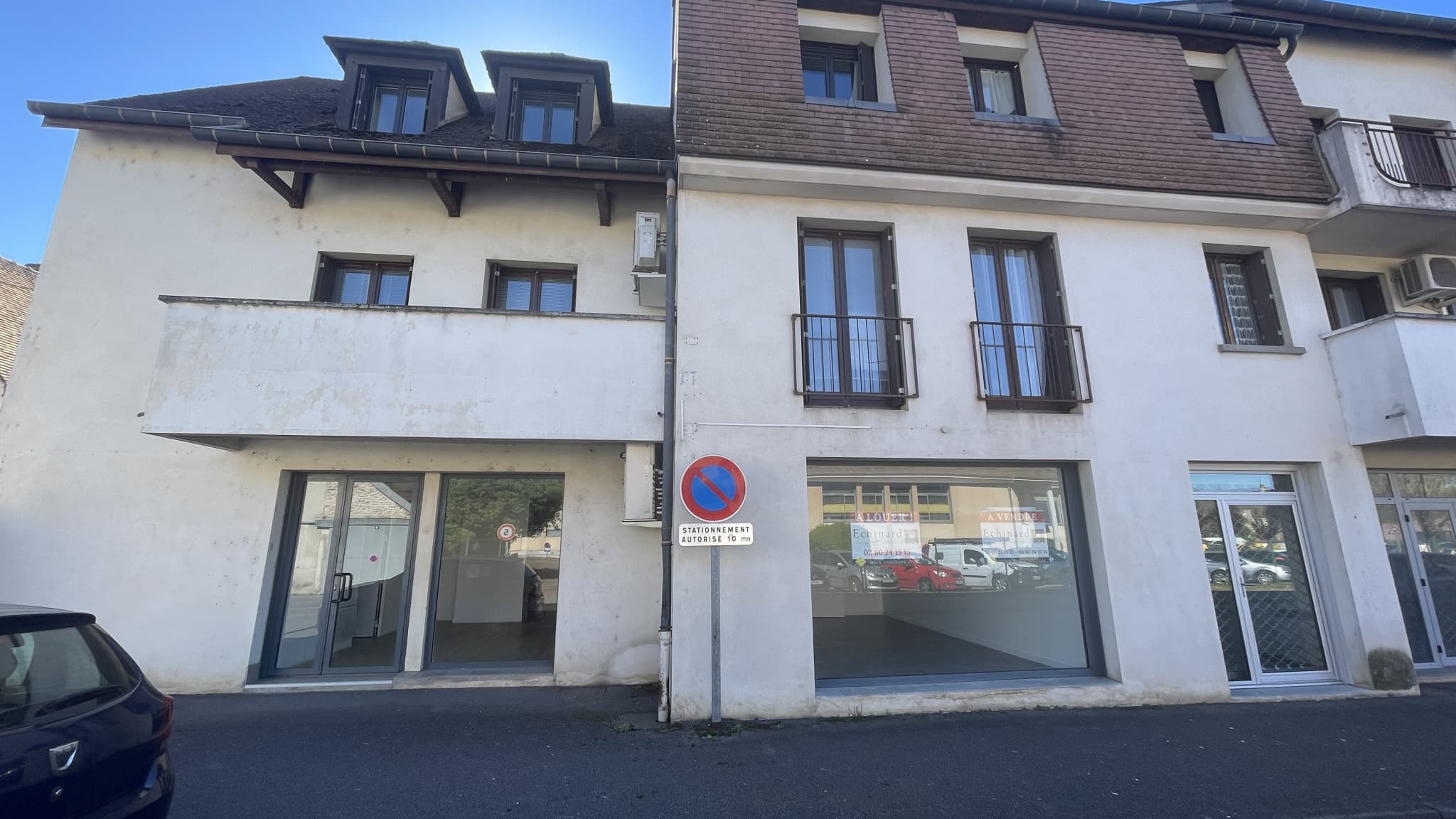 Local commercial 128 m² — BEAUNE — photo 1