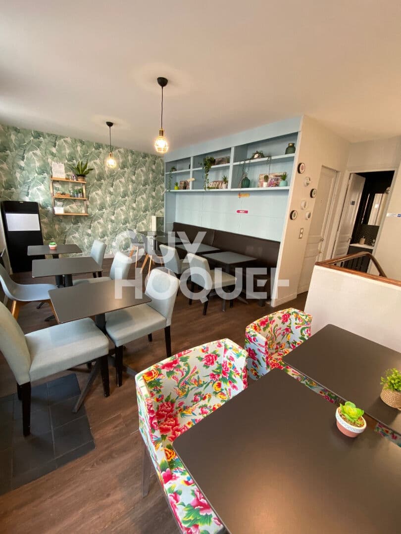 Local commercial 93 m² — HAUTS DE SEINE — photo 1
