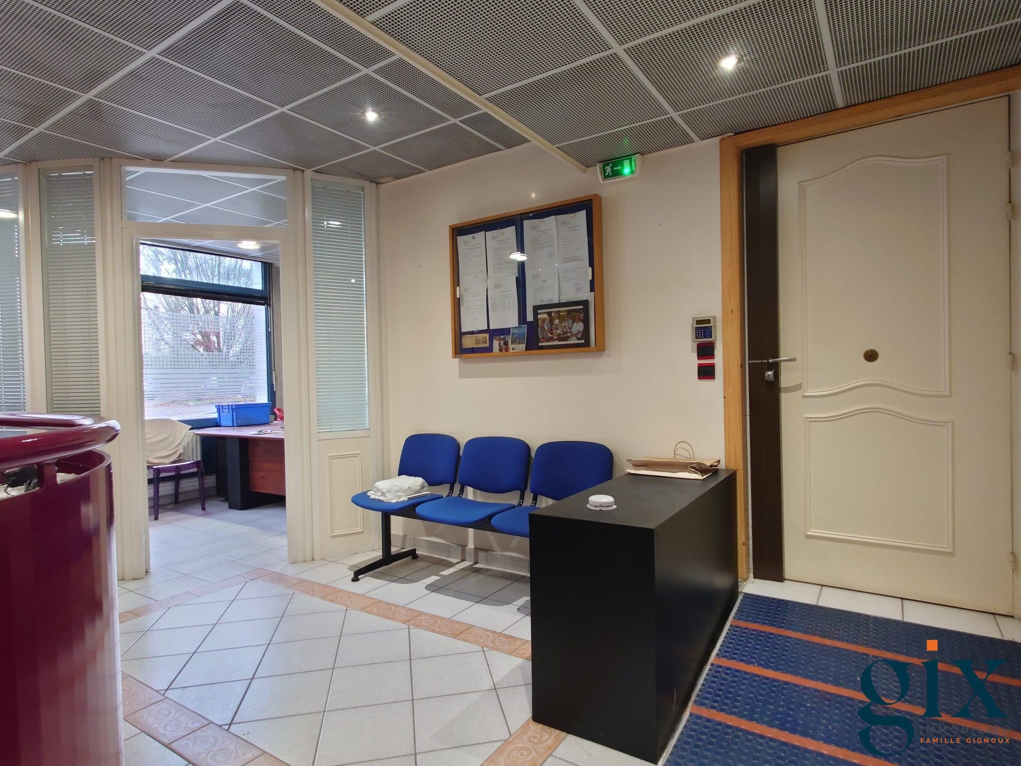 Local commercial · 70 m² · Achat des murs — photo 3