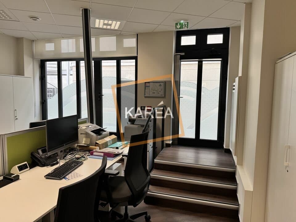 Local commercial 406 m² — MEAUX — photo 1