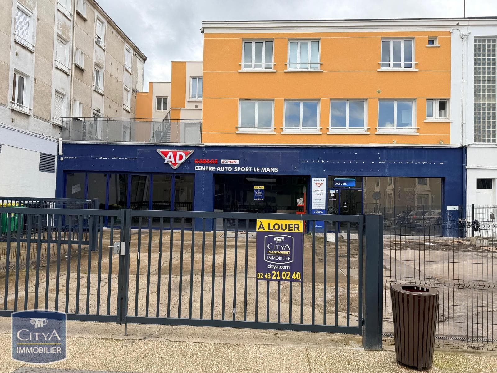 Local commercial · 140 m² · Location — photo 1
