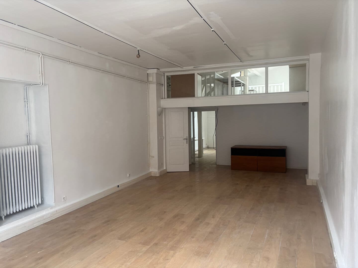 Local commercial 100 m² — PARIS — photo 1