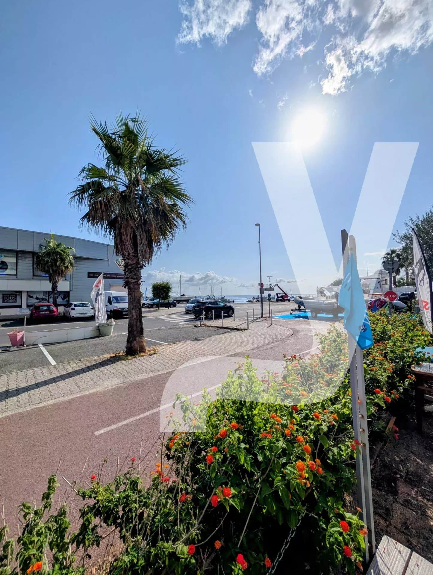 Local commercial 132 m² — ARCACHON — photo 1