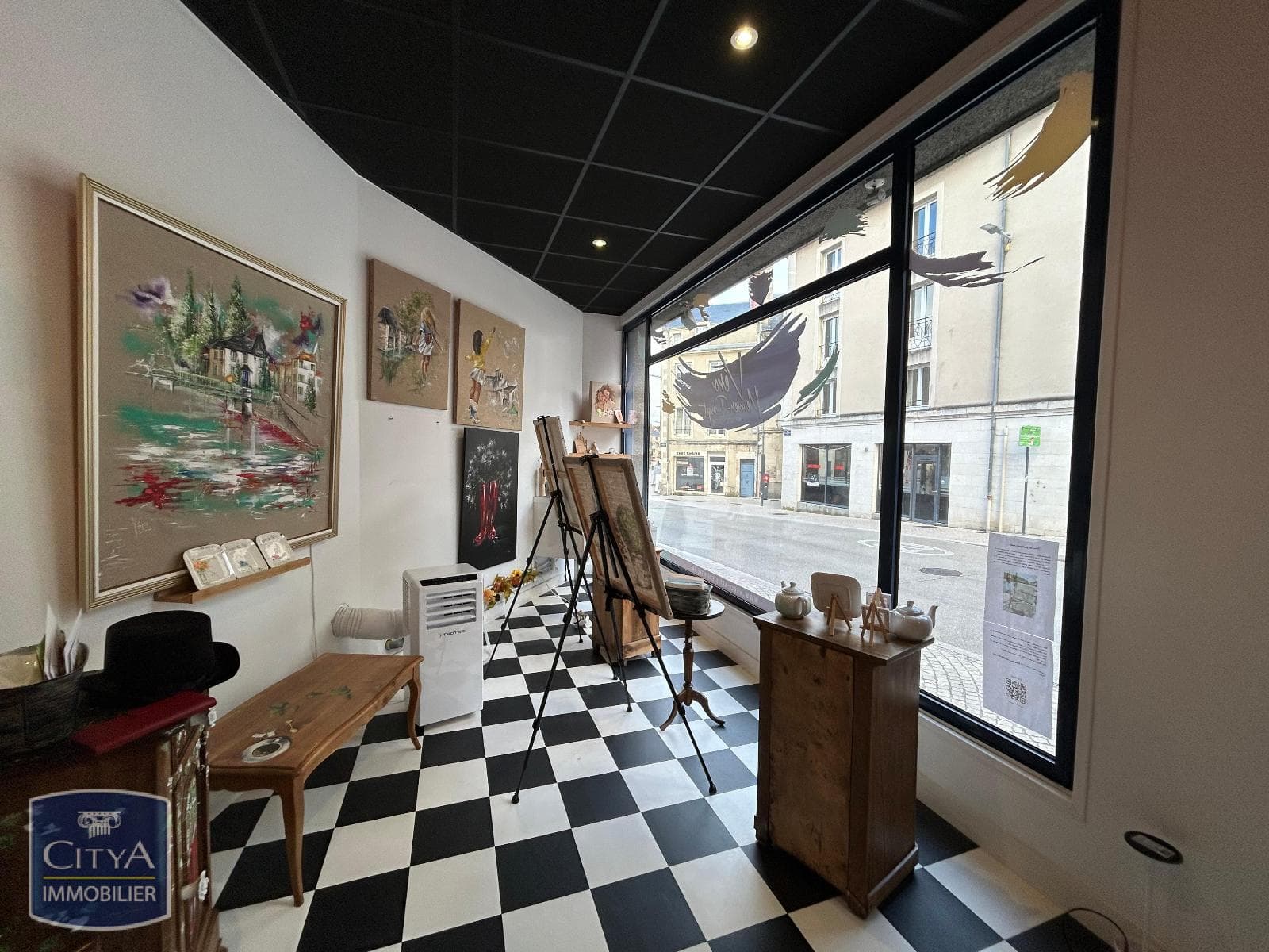 Local commercial · 17 m² · Location — photo 1