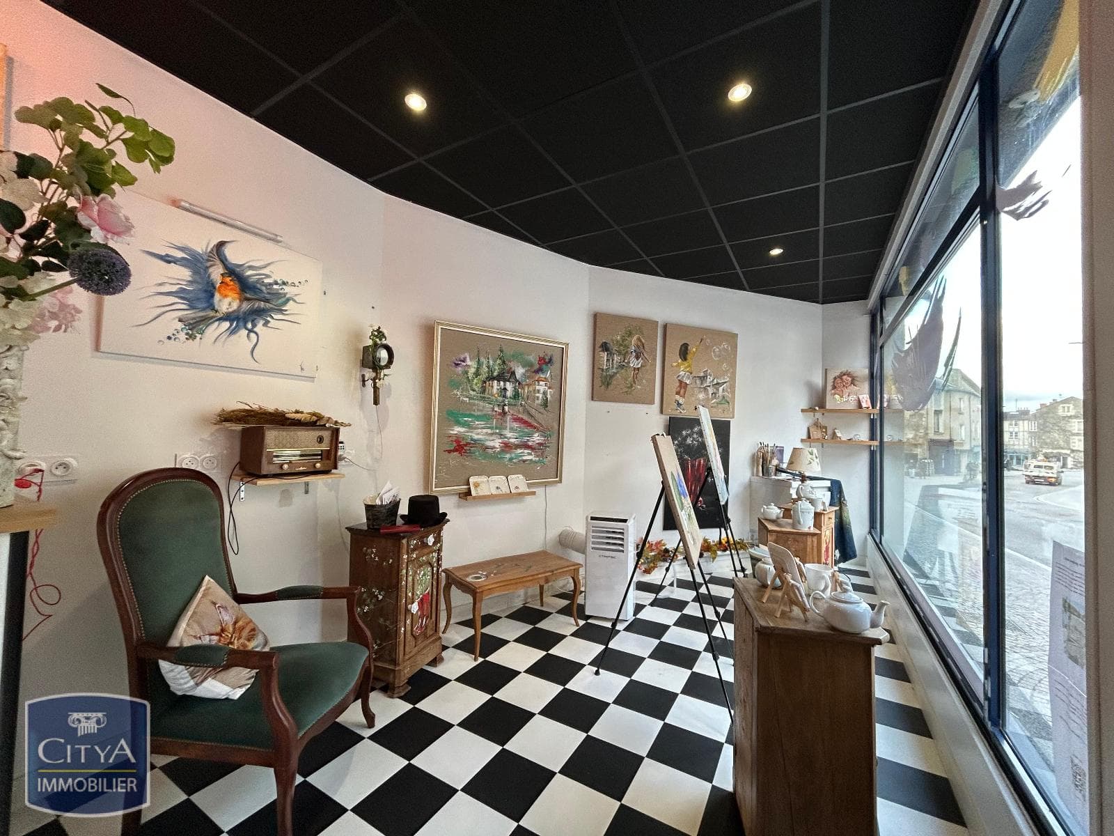 Local commercial · 17 m² · Location — photo 2