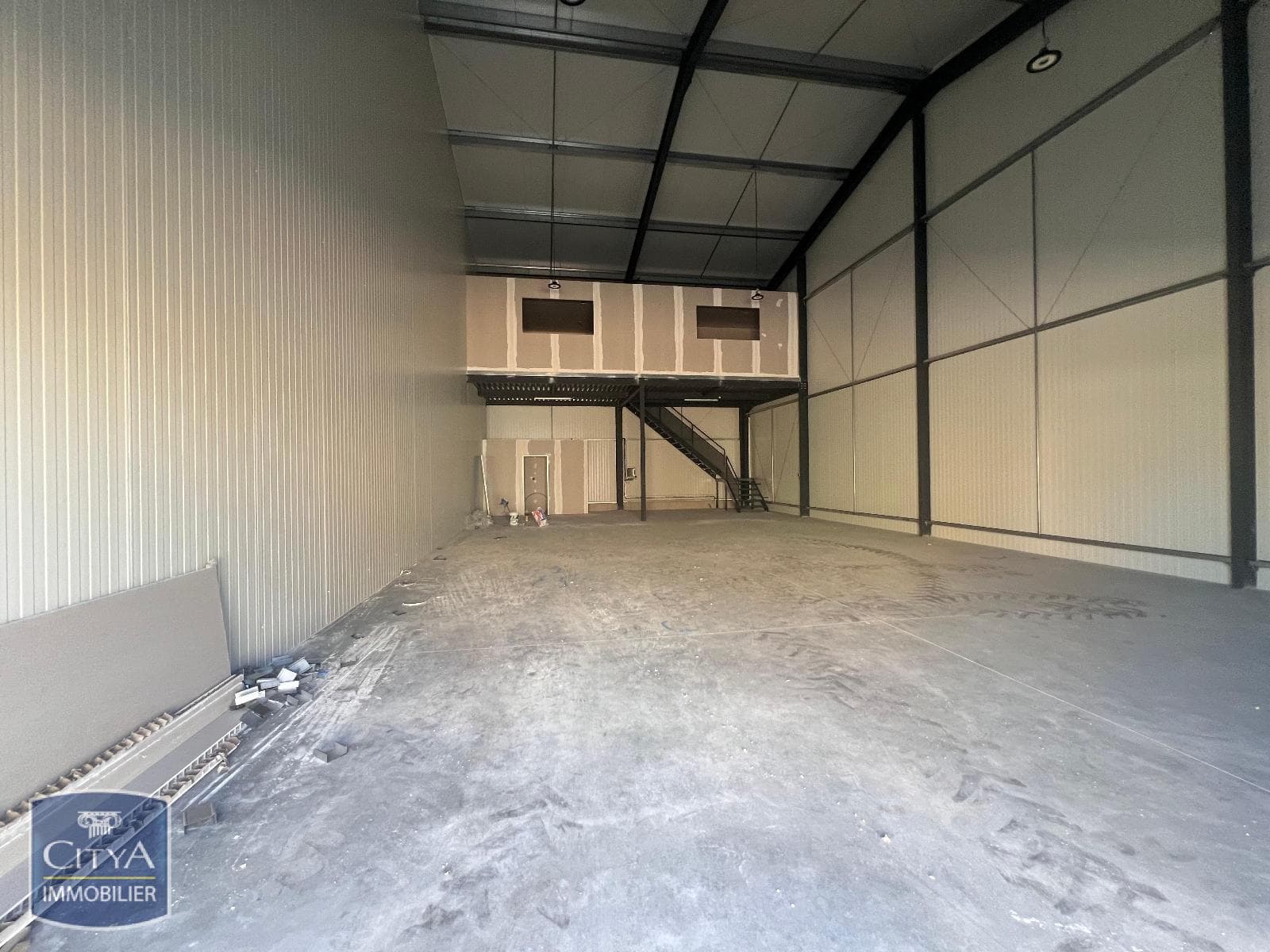 Local commercial · 250 m² · Location — photo 3