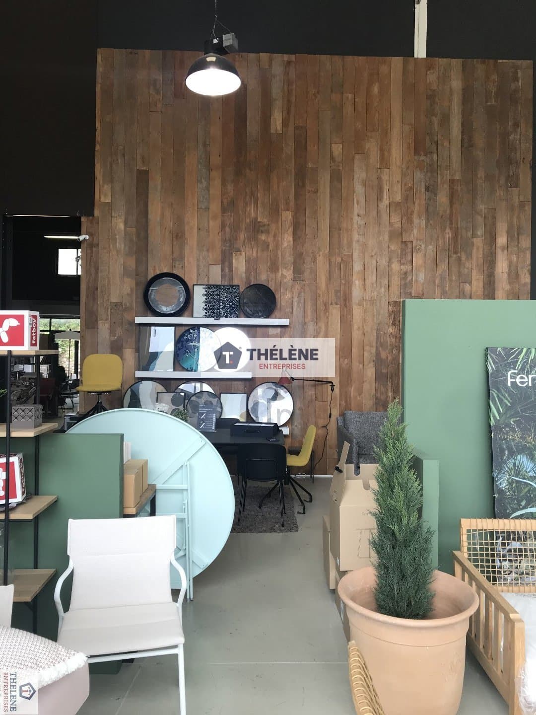 Local commercial · 347 m² · Location — photo 3