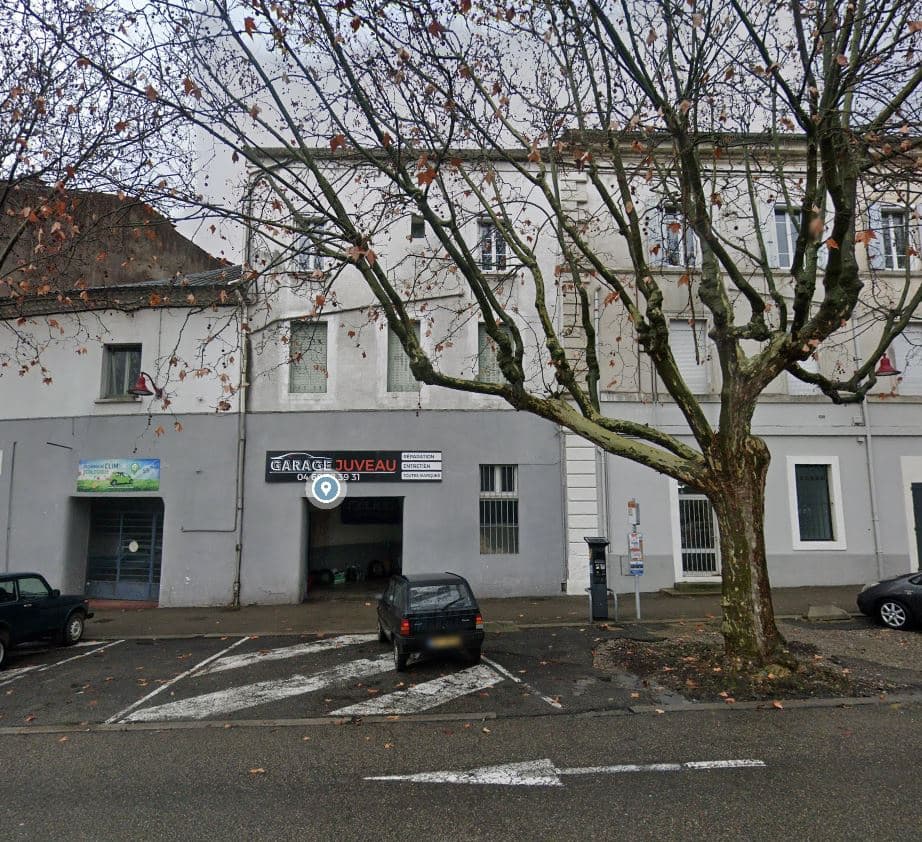 Local commercial · 143 m² · Achat des murs — photo 1