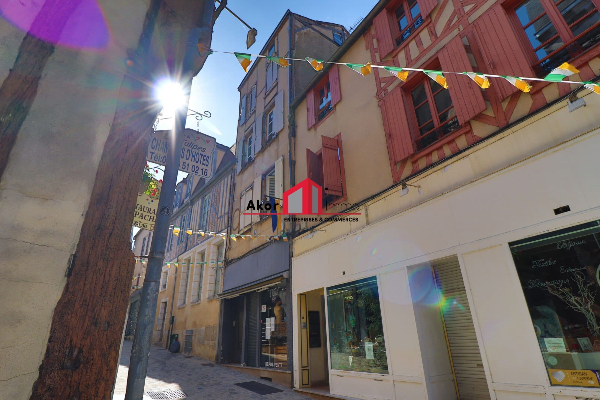 Local commercial 29 m² — AUXERRE — photo 1
