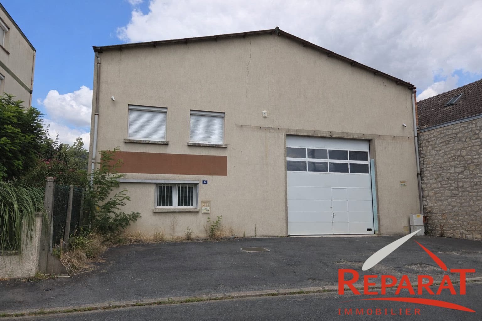 Local commercial 340 m² — BRIVE LA GAILLARDE — photo 1