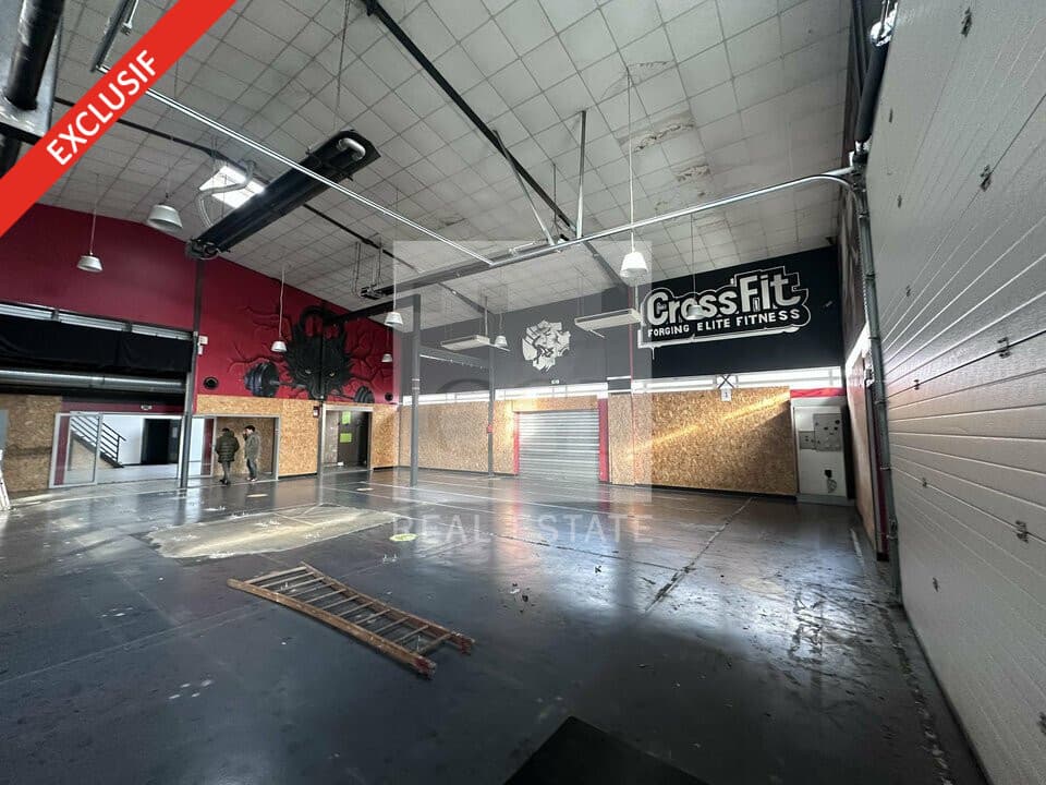 Local commercial · 626 m² · Location — photo 1