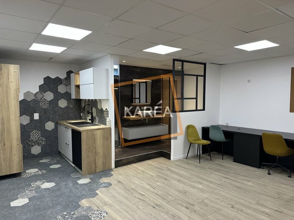 Local commercial · 54 m² · Achat des murs — photo 1