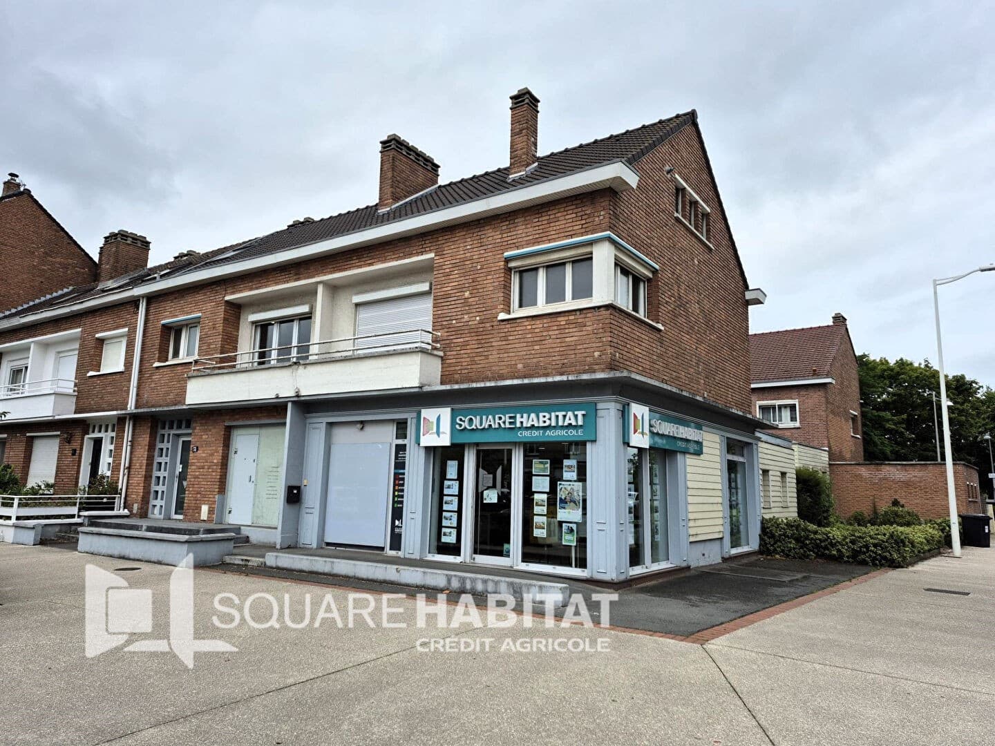 Local commercial · 157 m² · Location — photo 3