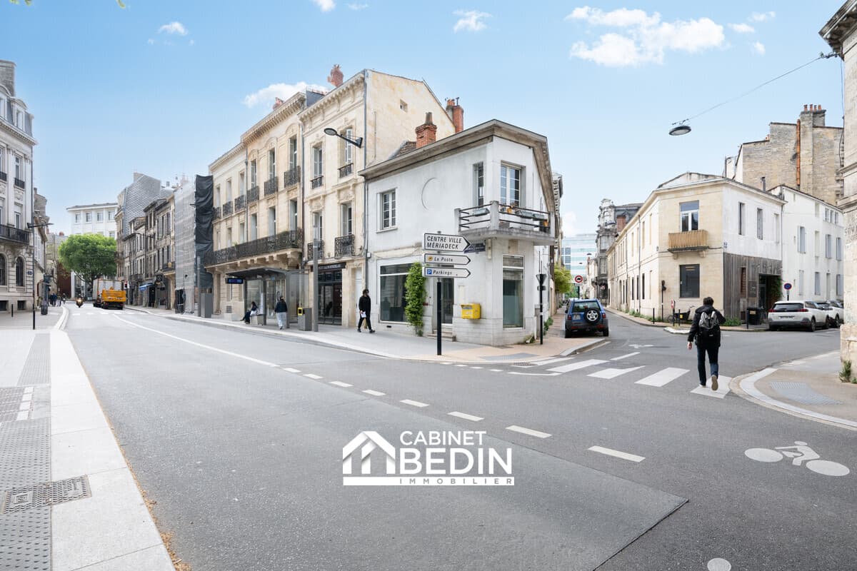 Local commercial 76 m² — BORDEAUX — photo 1