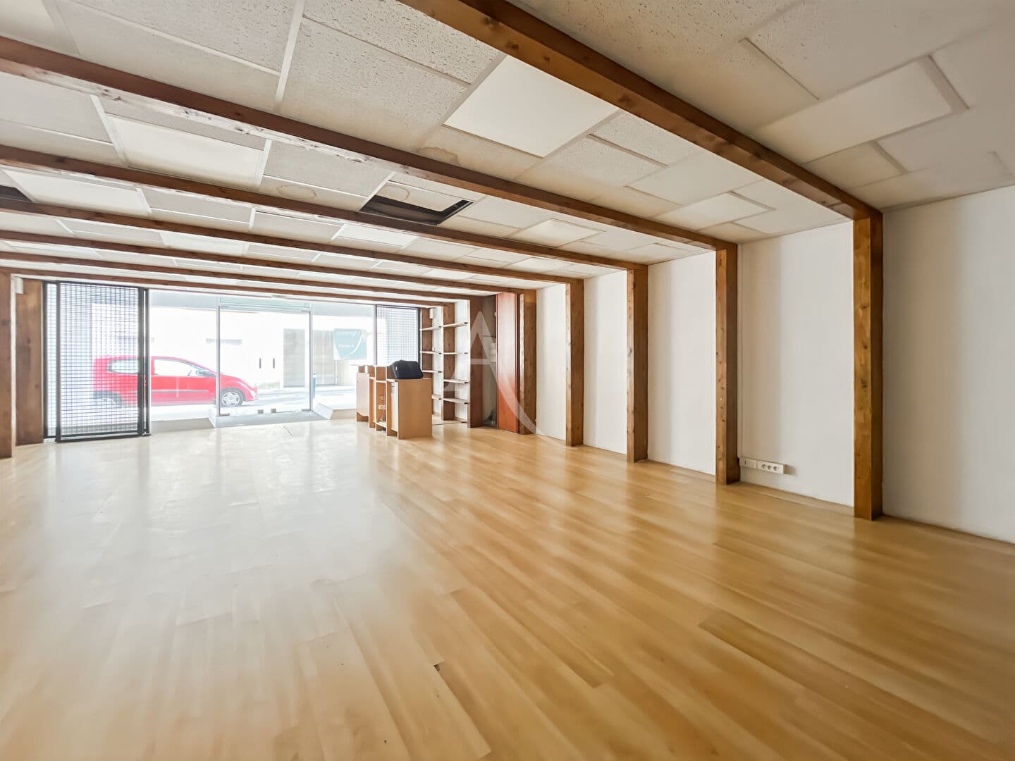 Local commercial 78 m² — VENDEE — photo 1