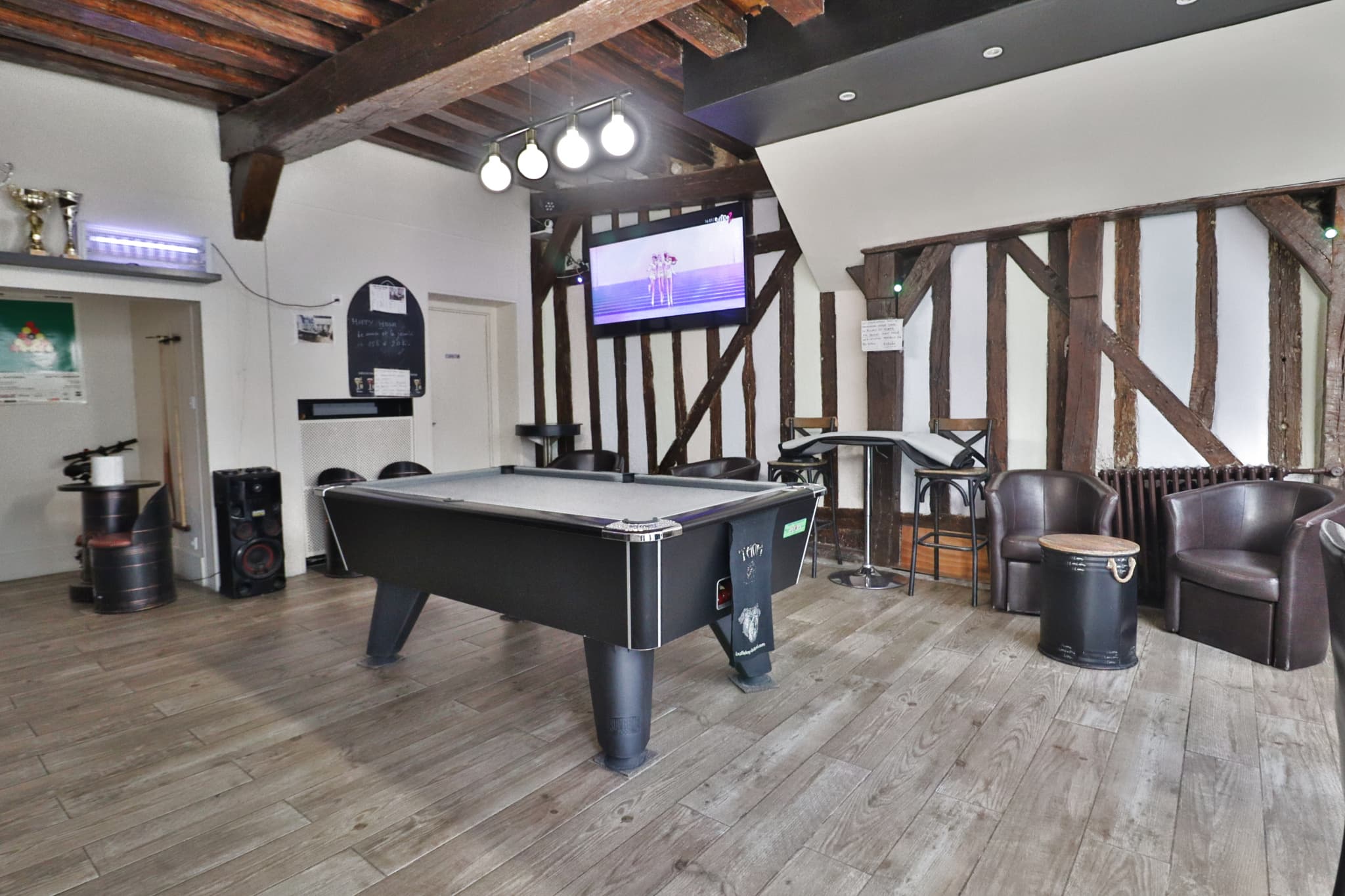 Local commercial · 120 m² · Achat des murs — photo 1
