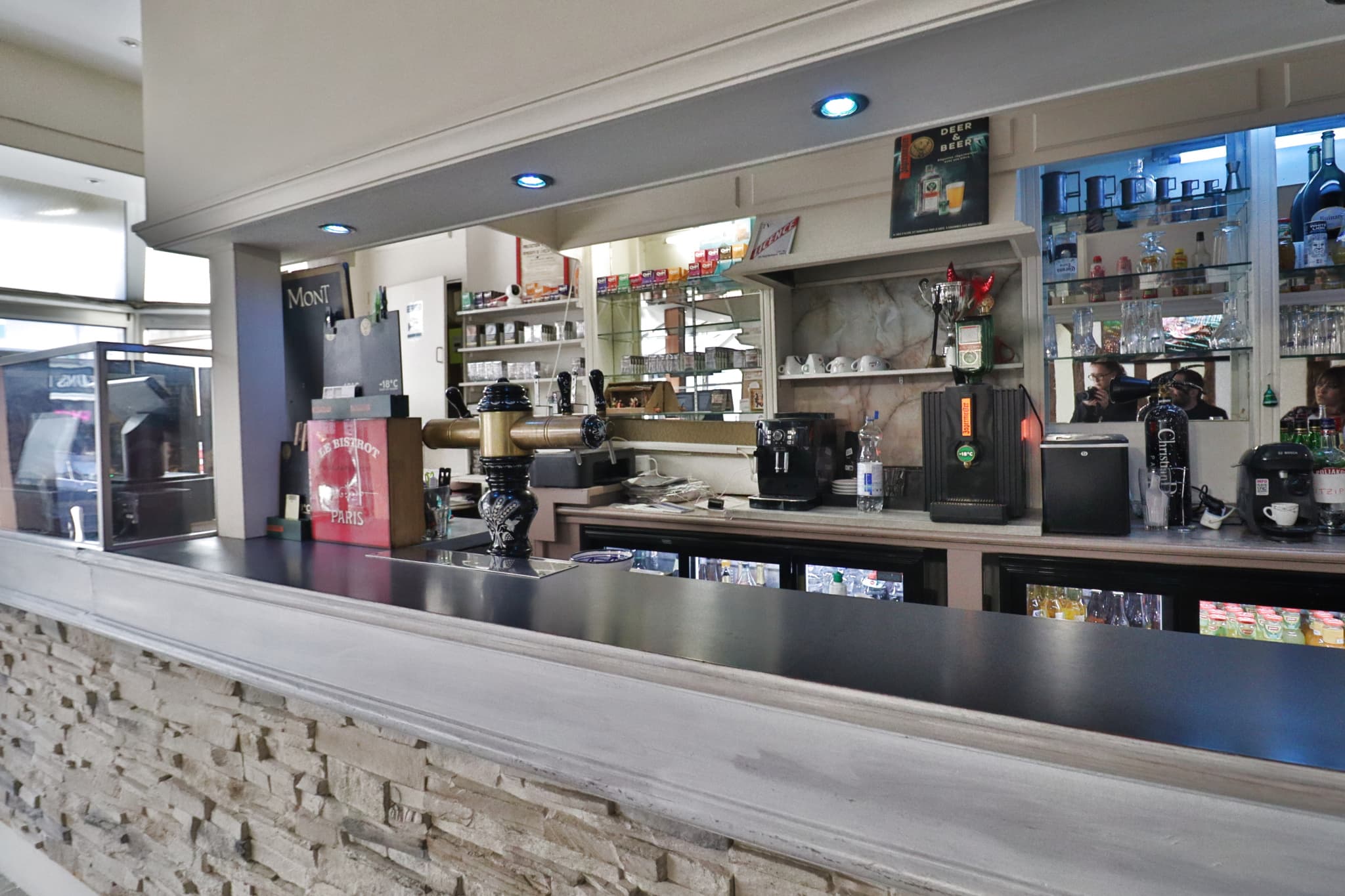 Local commercial · 120 m² · Achat des murs — photo 3