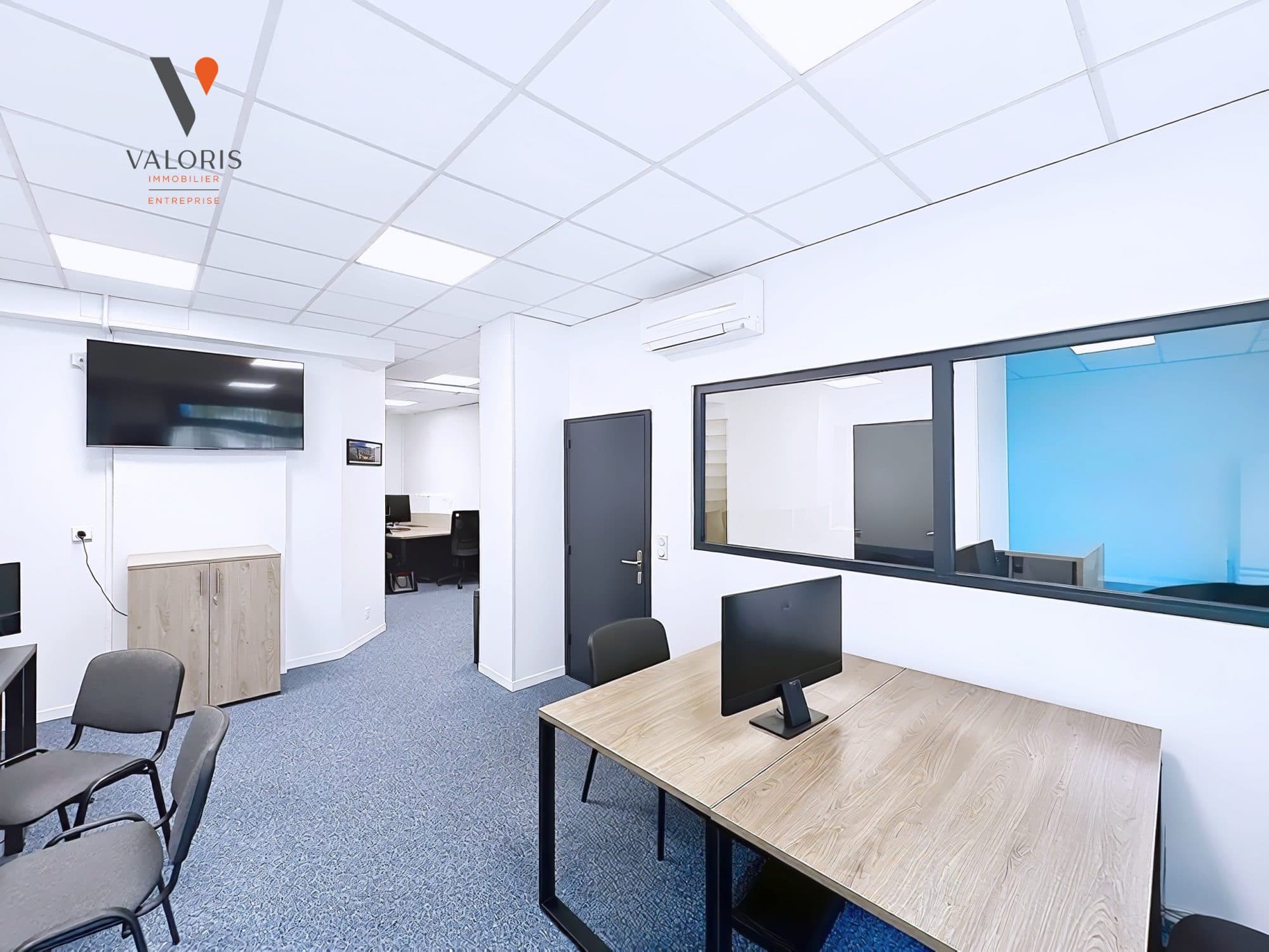 Local commercial · 118 m² · Location — photo 3