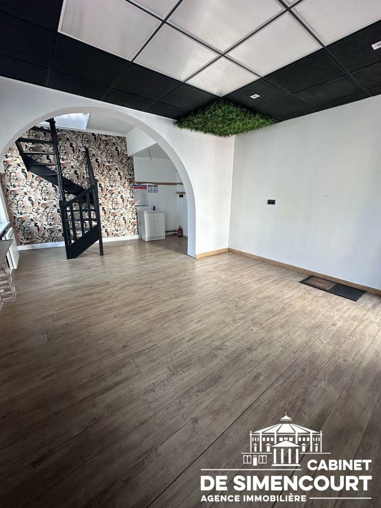 Local commercial · 90 m² · Achat des murs — photo 2