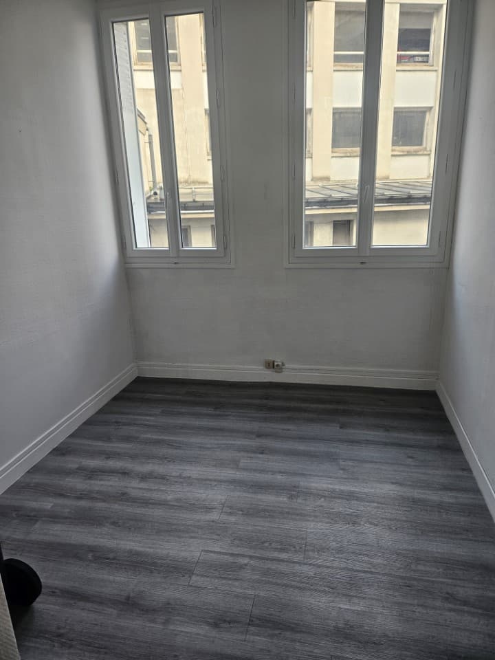 Local commercial · 70 m² · Achat des murs — photo 2