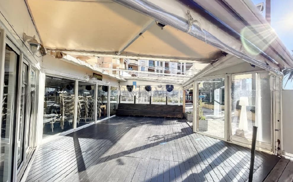 Local commercial · 71 m² · Fonds de commerce — photo 1