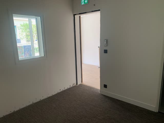 Local commercial · 29 m² · Location — photo 3